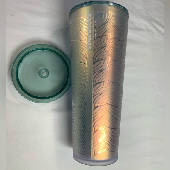 Starbucks Mermaid Tail Cold Tumbler 24oz Iridescent Matte Undersea Cup Lid 2021 - Picture 4 of 4